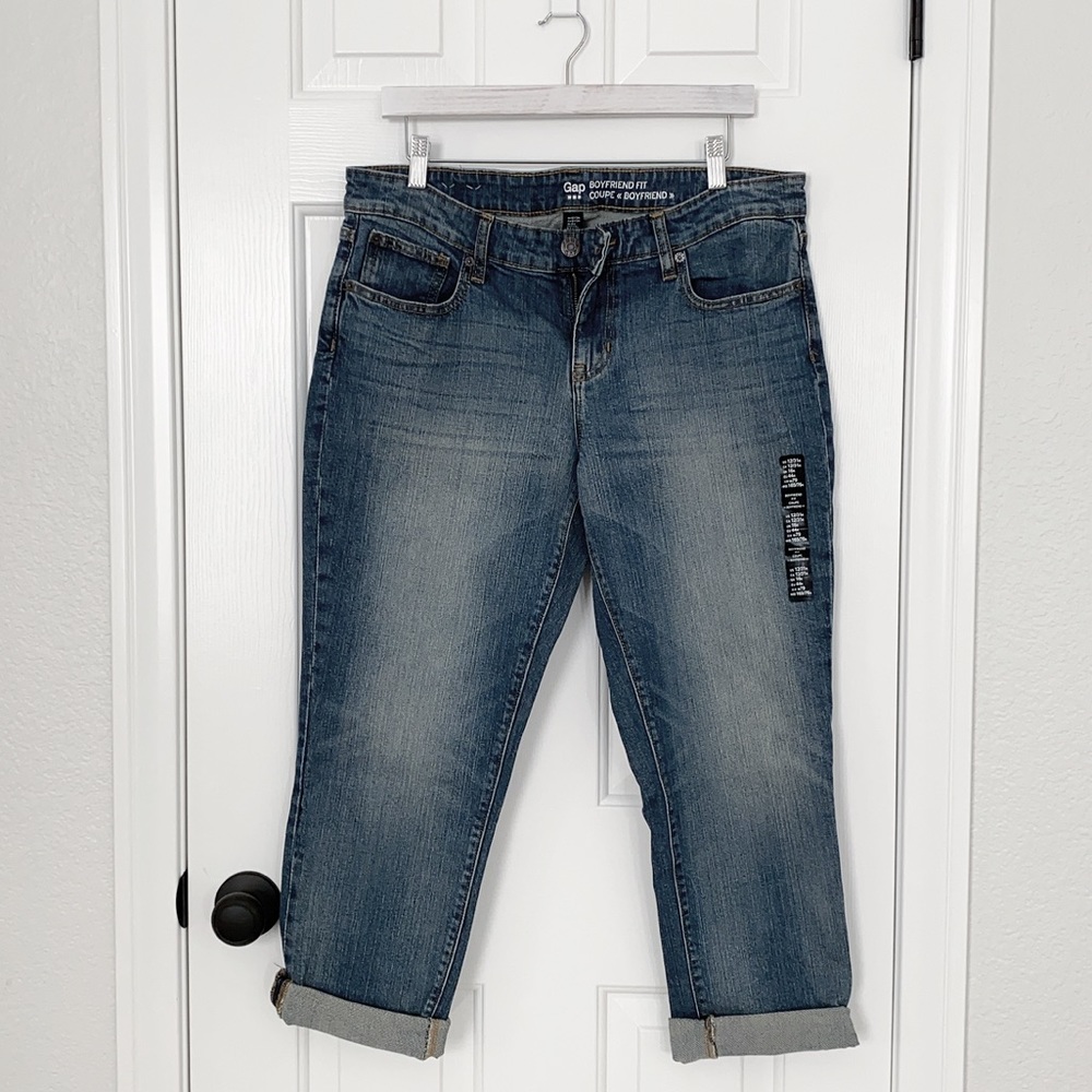 NWOT GAP Boyfriend Fit Coupe Blue Jeans